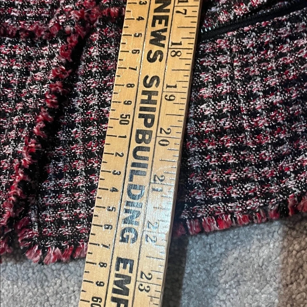 White House Black Market Tweed  Plaid Tweed Fringe Metallic Jacket Size 4 - Picture 9 of 10